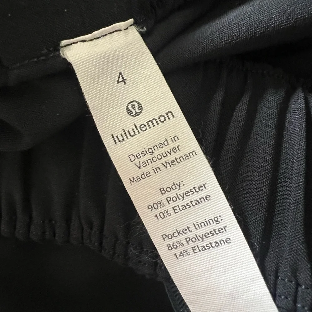 Lululemon On The Fly Skirt 21